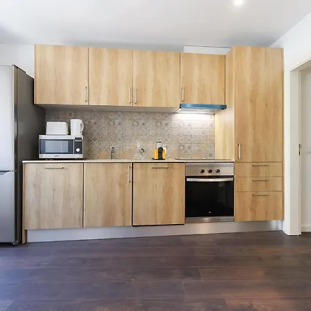 Benfica I By Homing *